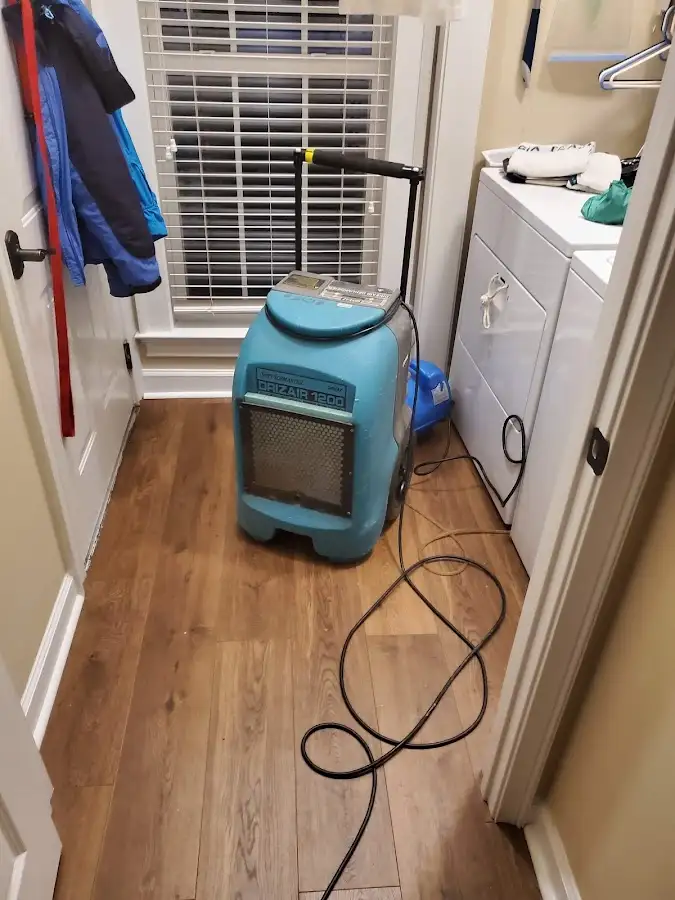 Commercial dehumidifier deployed for Flood Damage Cleanup in Oneida